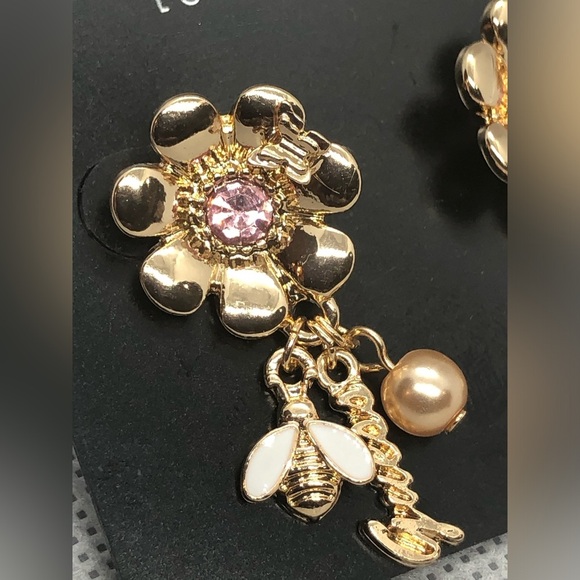 Guess‎ gold tone flower bud pink tourmaline gemstone look dangle charm earrings - Picture 7 of 16